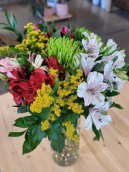 Bouquet d'alstroemeria - Fleuriste Binette et filles - Montréal Montréal